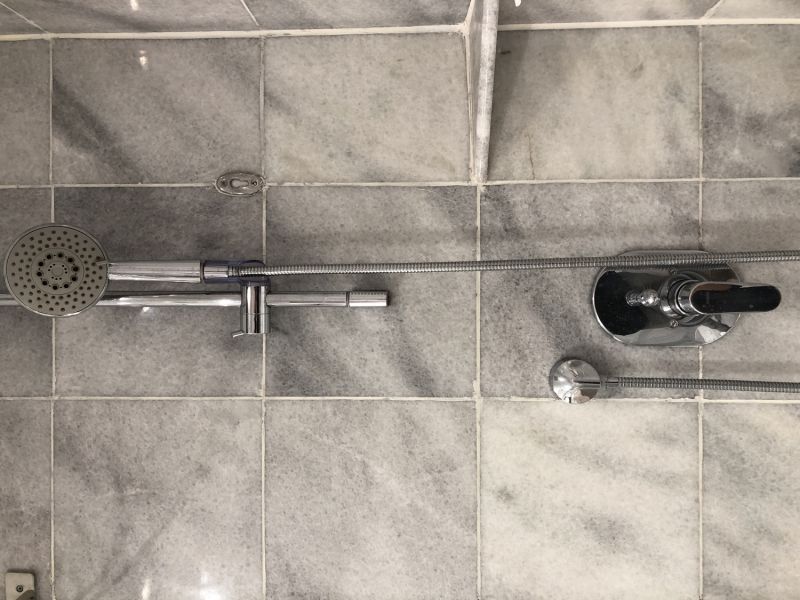 Space-Saving Shower Fixtures